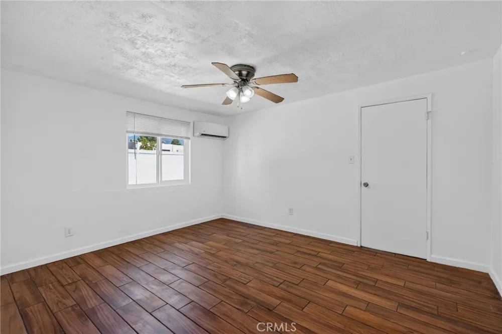 13813 Clearcrest Baldwin Park, CA 91706