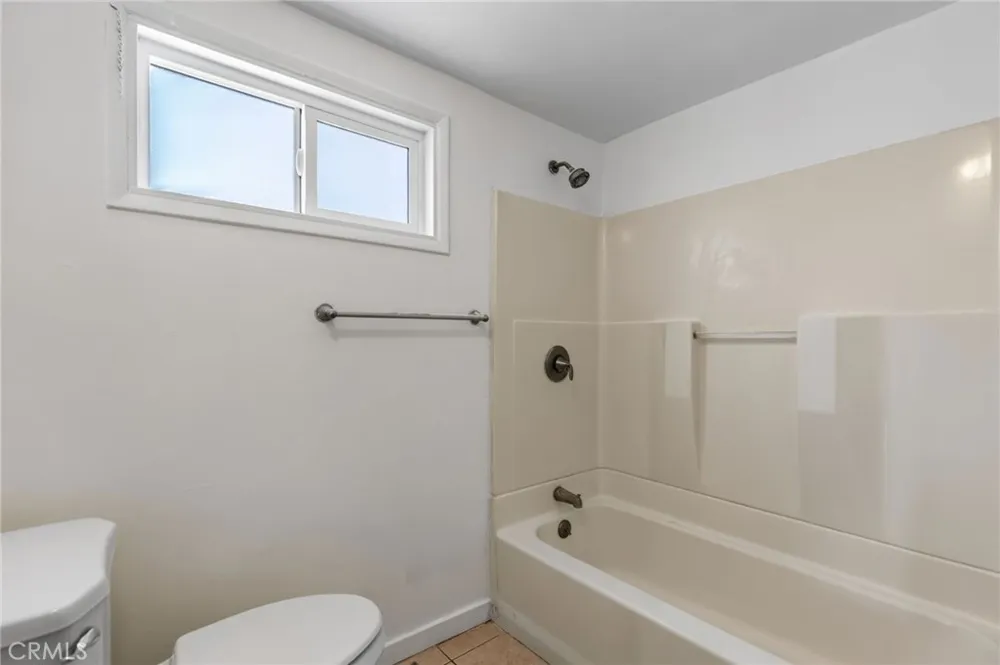 13813 Clearcrest Baldwin Park, CA 91706