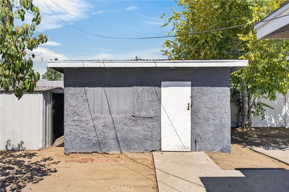 13813 Clearcrest Baldwin Park, CA 91706