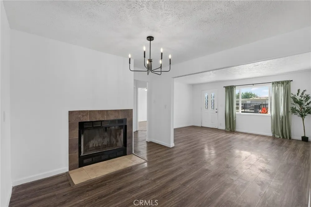 13813 Clearcrest Baldwin Park, CA 91706