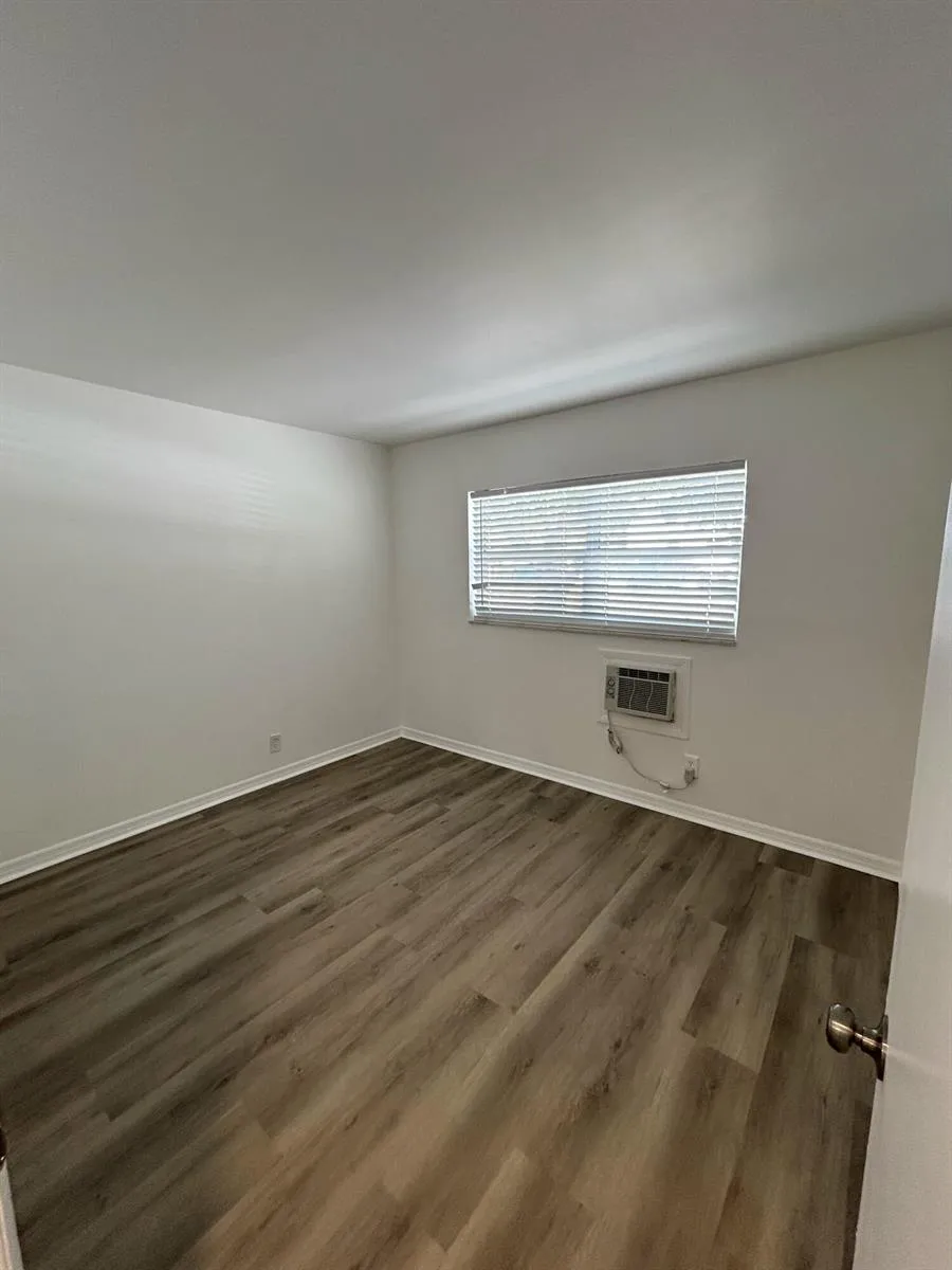 749 SE 15th Street #6 Fort Lauderdale, FL 33316