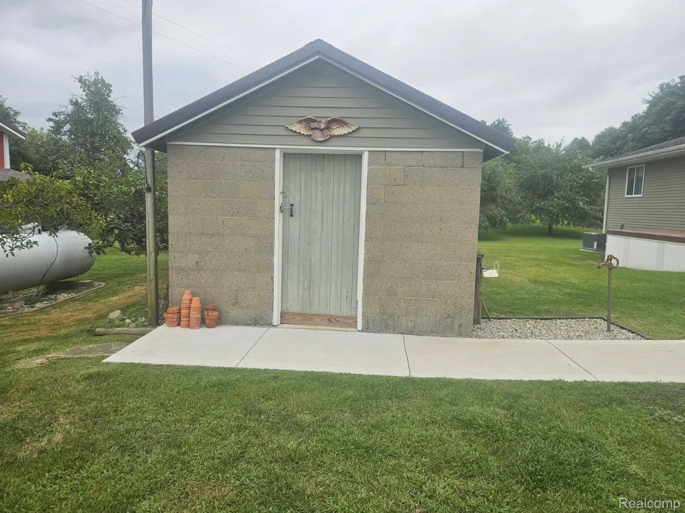 1660 W Brown Road Fremont Township, MI 48744