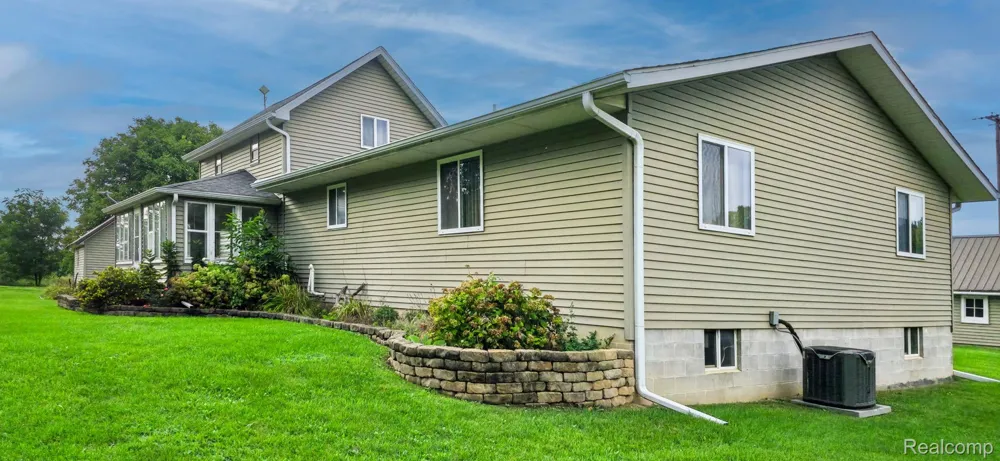 1660 W Brown Road Fremont Township, MI 48744