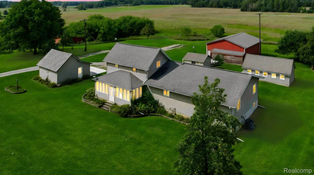 1660 W Brown Road Fremont Township, MI 48744