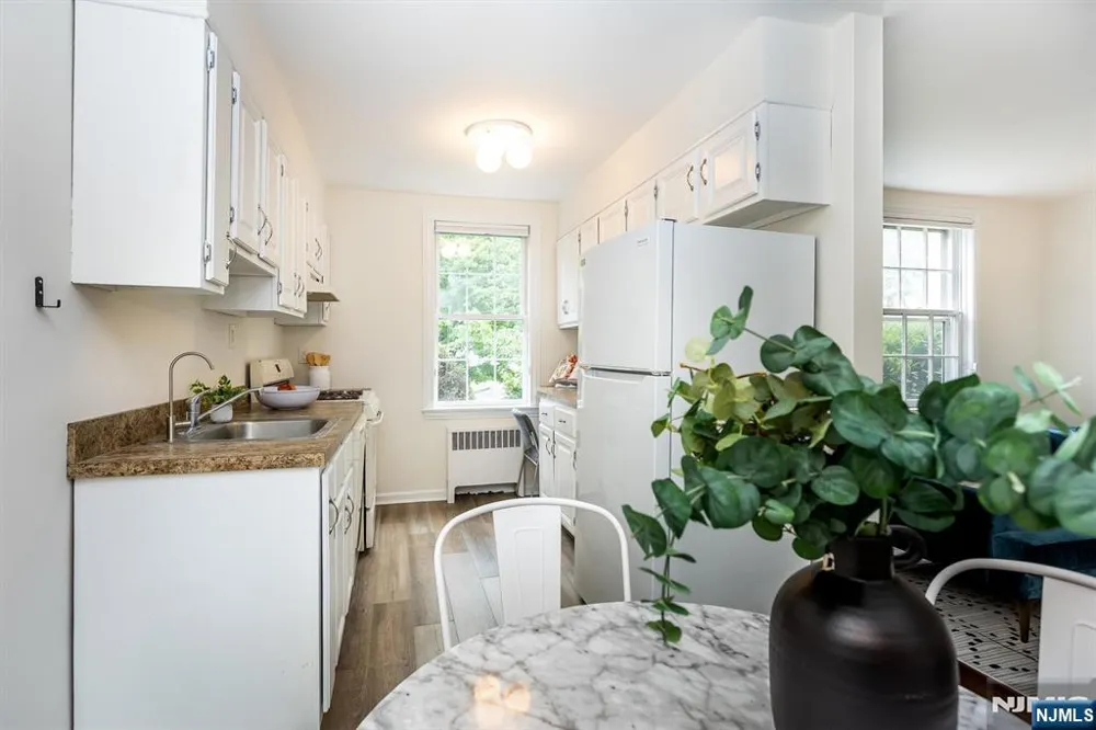 101 Gates Avenue B4 Montclair, NJ 07042