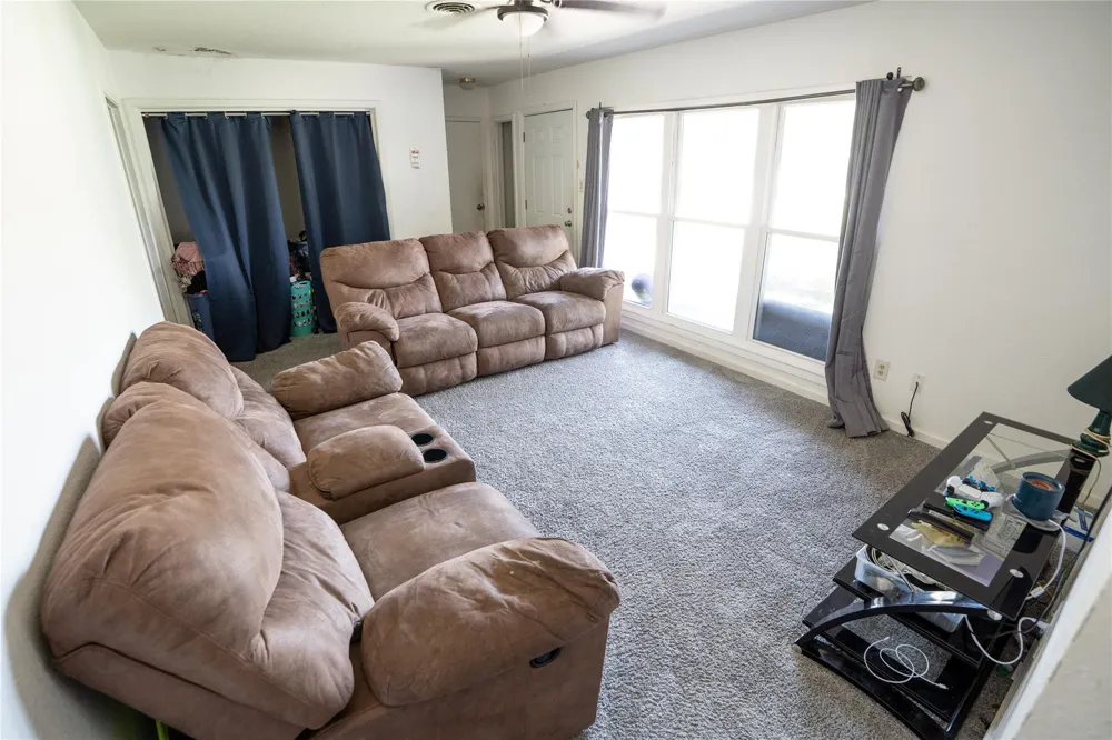 316 Carnation Street Lake Jackson, TX 77566