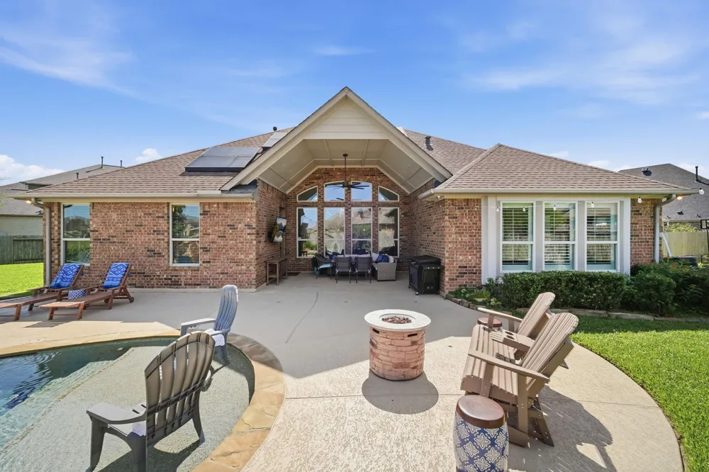 1433 Hicks Field Lane League City, TX 77573