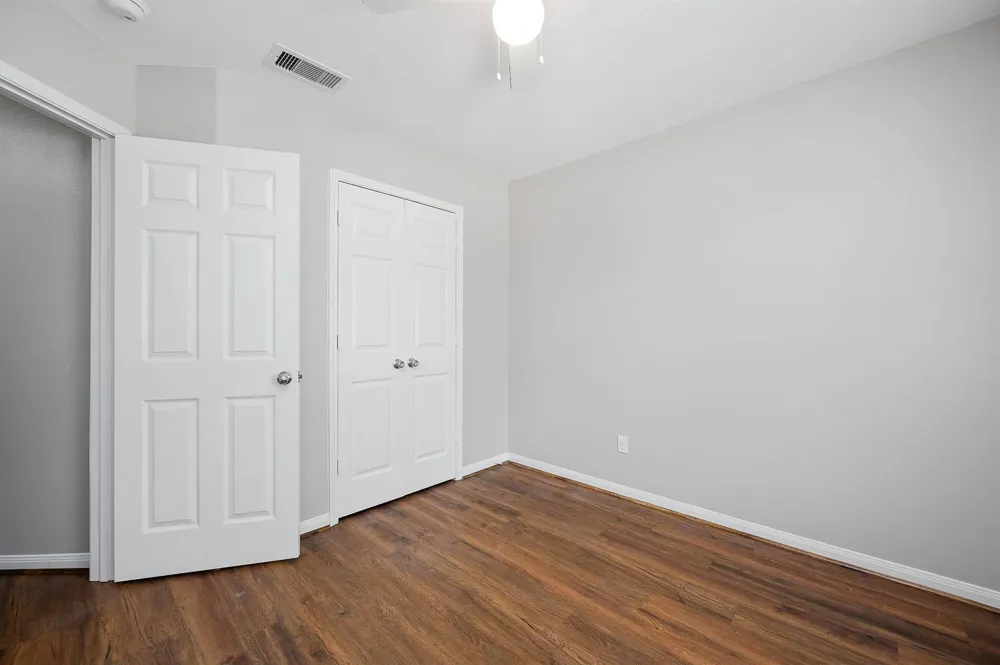 9815 Onyx Trail Drive Rosharon, TX 77583