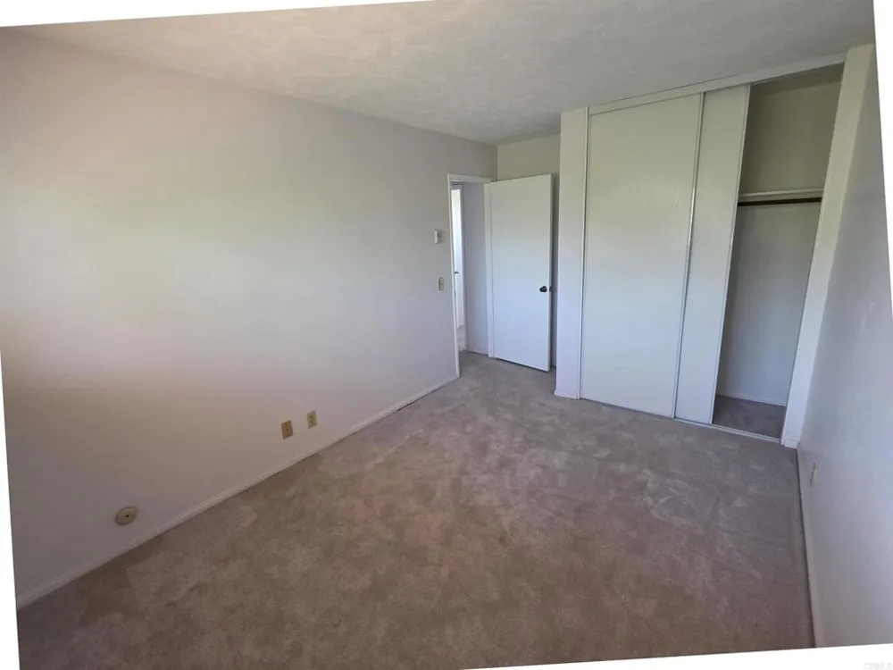 3830 Polly Lane Carlsbad, CA 92008