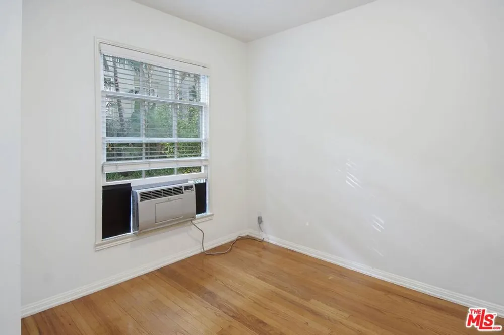8569 Holloway Drive #1 West Hollywood, CA 90069