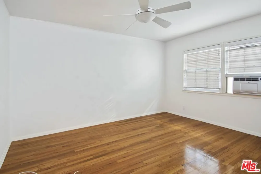 8569 Holloway Drive #1 West Hollywood, CA 90069