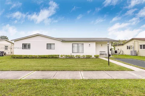5210 SW 128th Ct