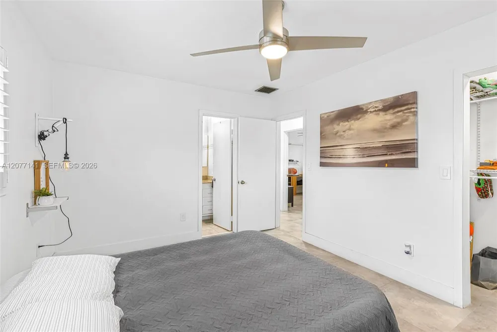 5210 SW 128th Ct Miami, FL 33175