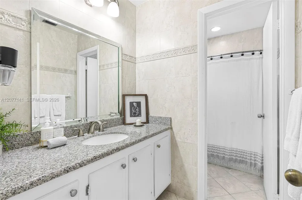 5210 SW 128th Ct Miami, FL 33175