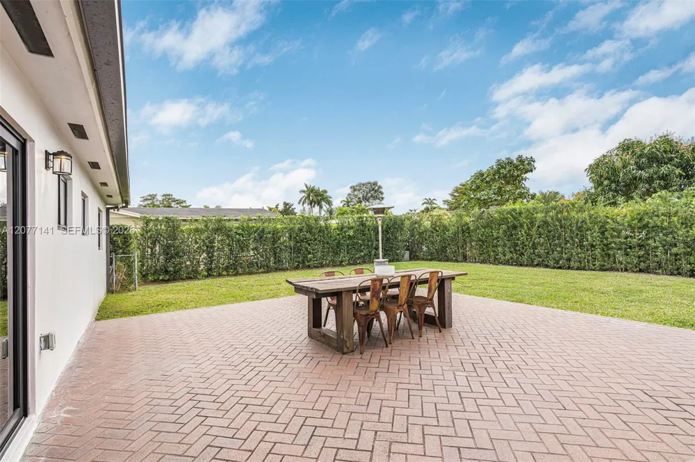 5210 SW 128th Ct Miami, FL 33175