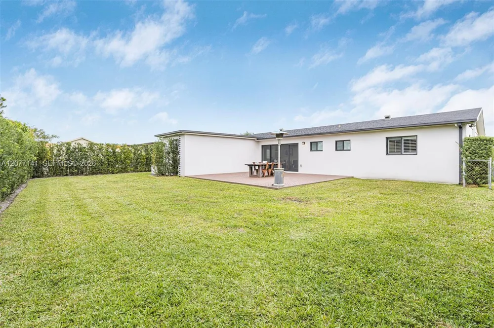 5210 SW 128th Ct Miami, FL 33175