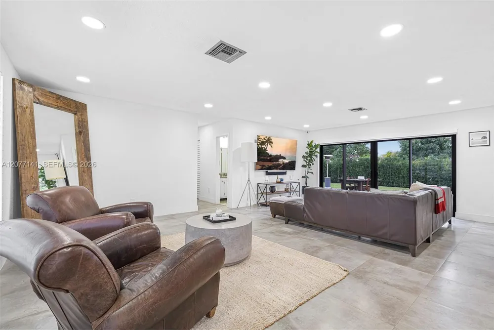 5210 SW 128th Ct Miami, FL 33175