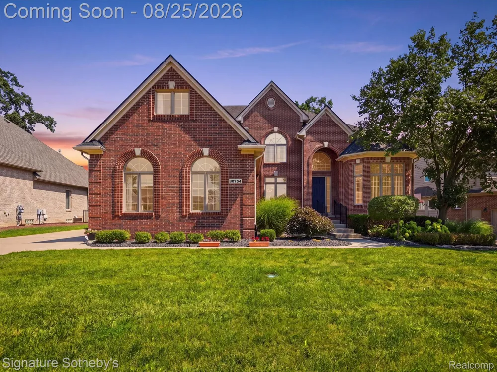 55744 Lancewood Drive Shelby Charter Township, MI 48316