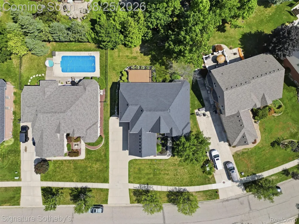 55744 Lancewood Drive Shelby Charter Township, MI 48316