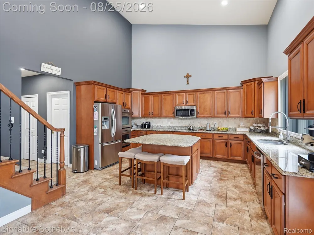 55744 Lancewood Drive Shelby Charter Township, MI 48316