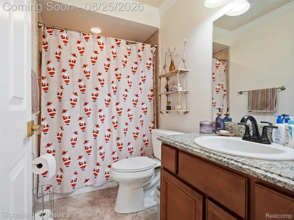 55744 Lancewood Drive Shelby Charter Township, MI 48316