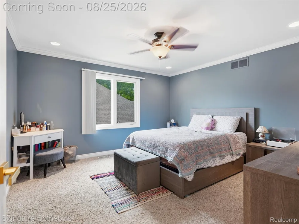 55744 Lancewood Drive Shelby Charter Township, MI 48316