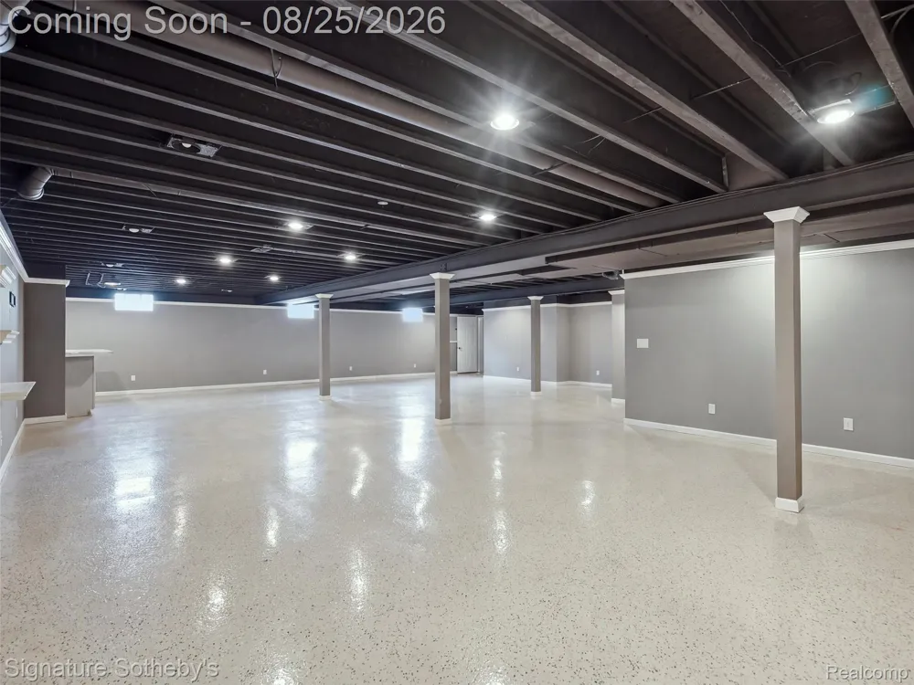 55744 Lancewood Drive Shelby Charter Township, MI 48316