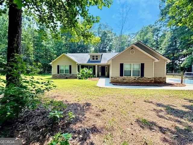 6648 Luthersville RD Gay, GA 30218