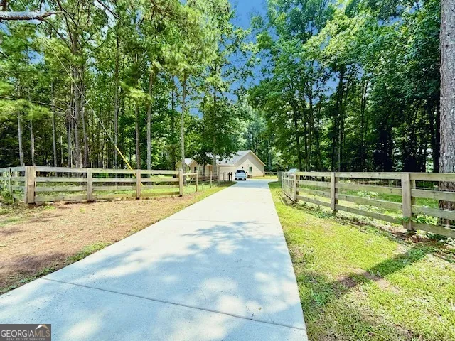 6648 Luthersville RD Gay, GA 30218