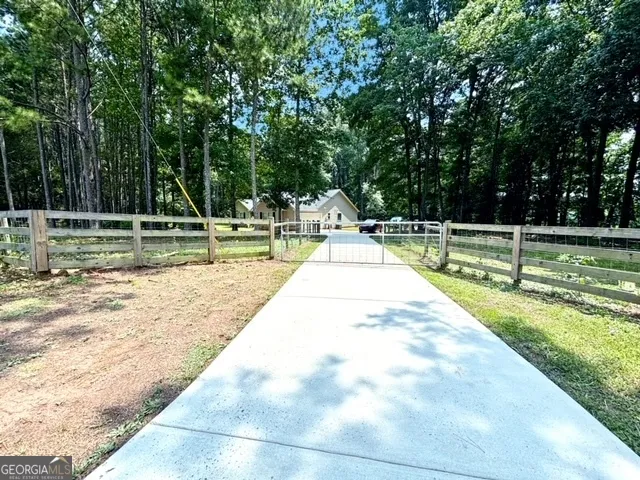 6648 Luthersville RD Gay, GA 30218