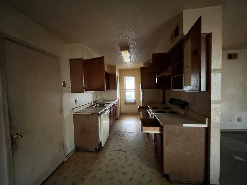 1201 Phillips Circle Kaufman, TX 75142