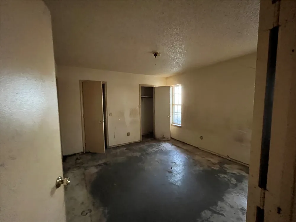 1201 Phillips Circle Kaufman, TX 75142