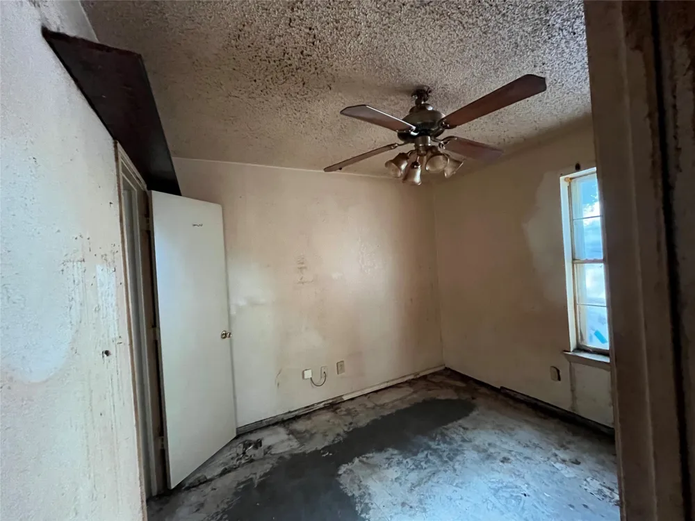 1201 Phillips Circle Kaufman, TX 75142