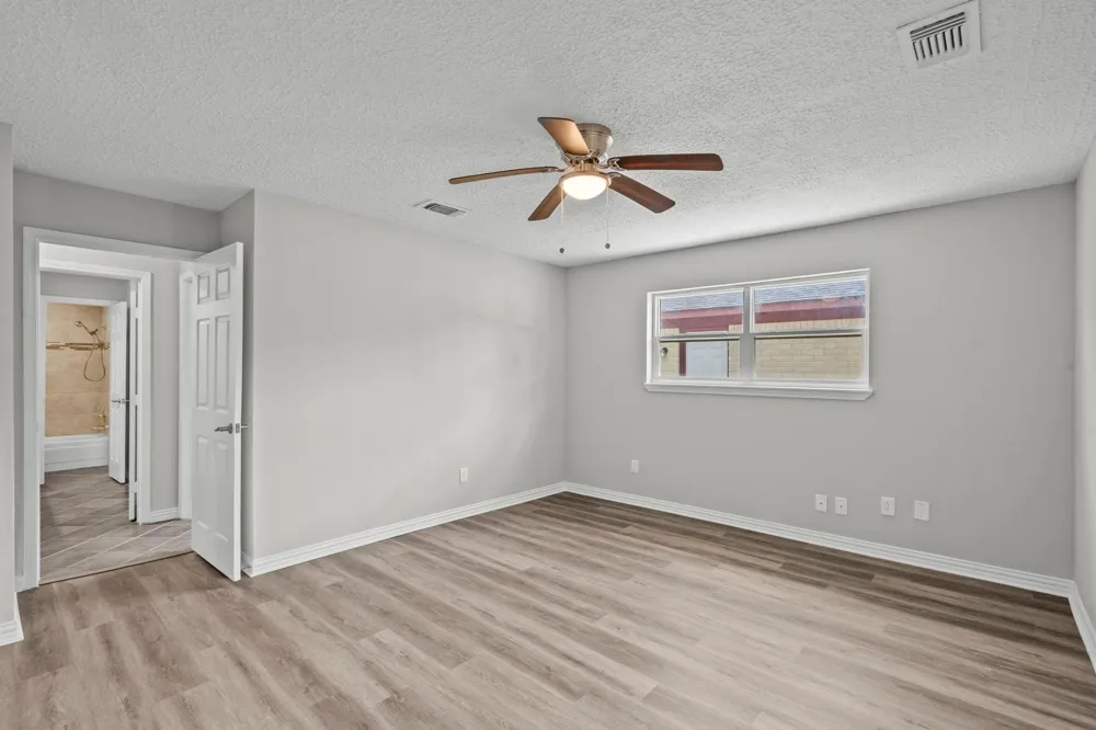310 Windward Drive League City, TX 77573