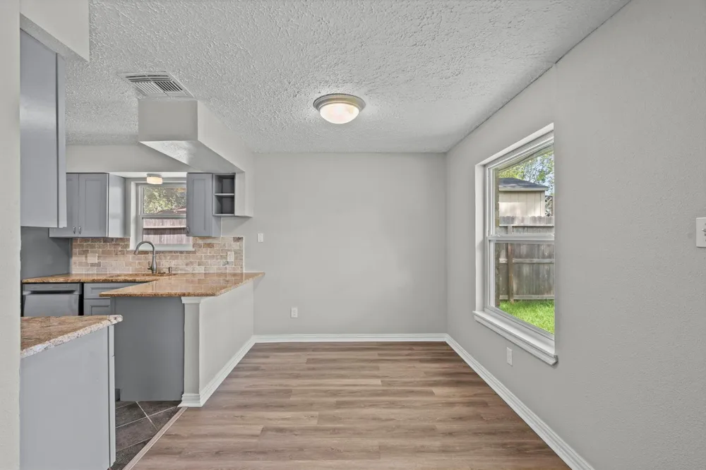 310 Windward Drive League City, TX 77573