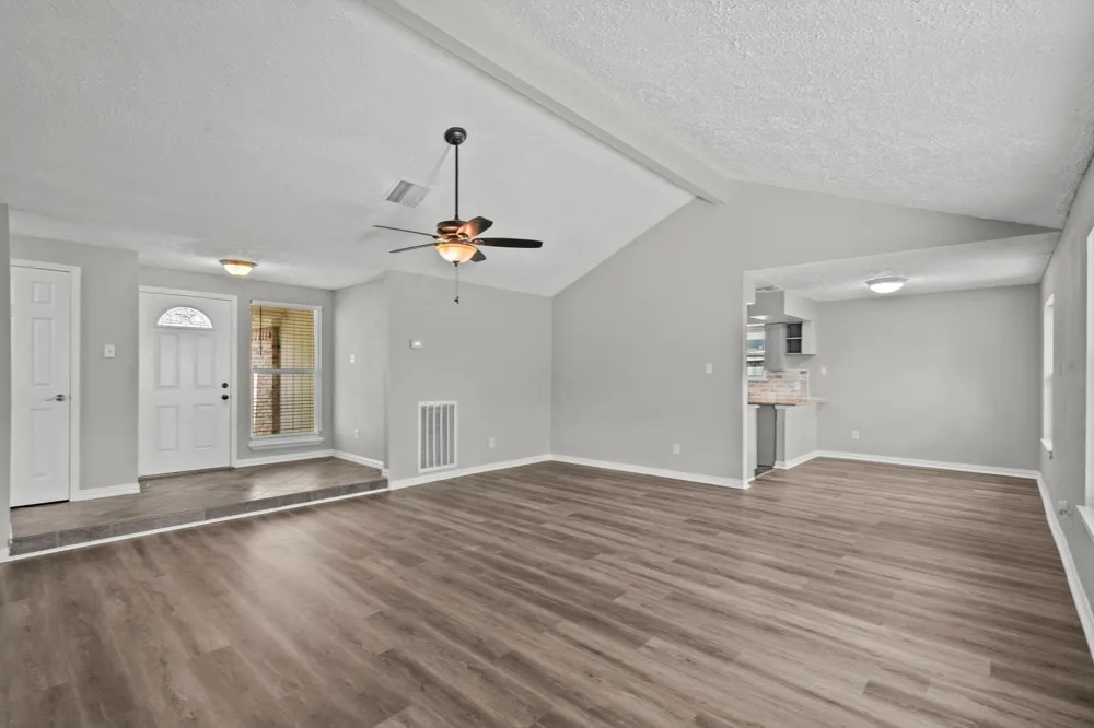 310 Windward Drive League City, TX 77573