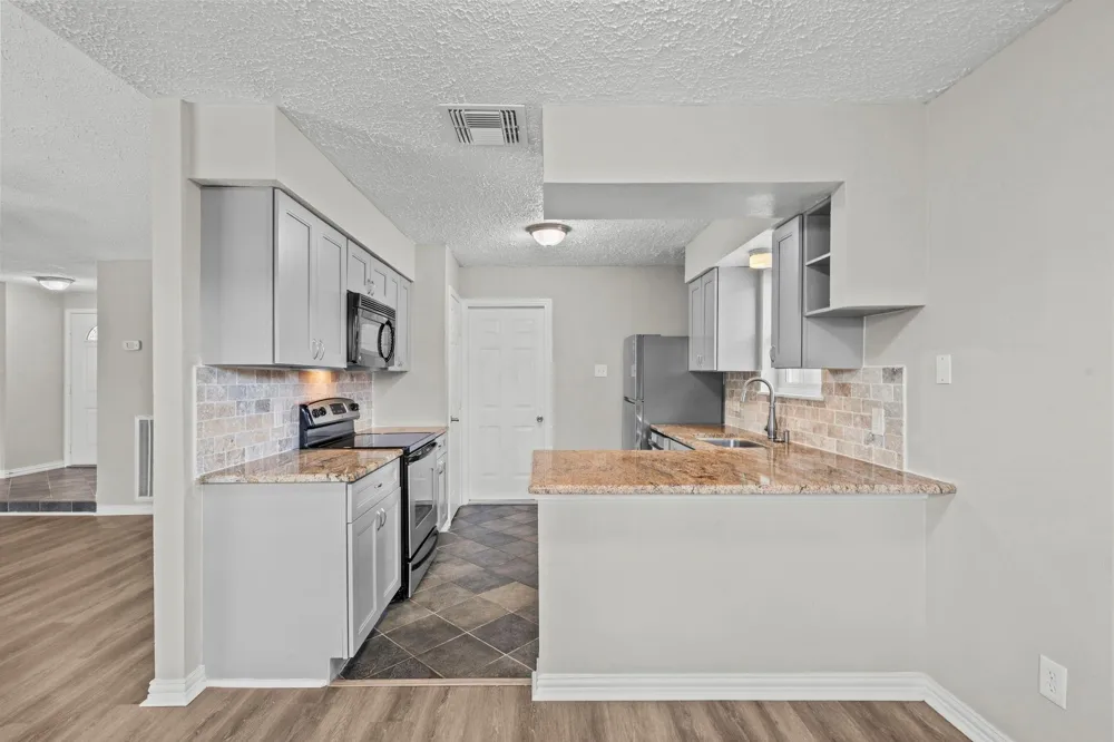310 Windward Drive League City, TX 77573