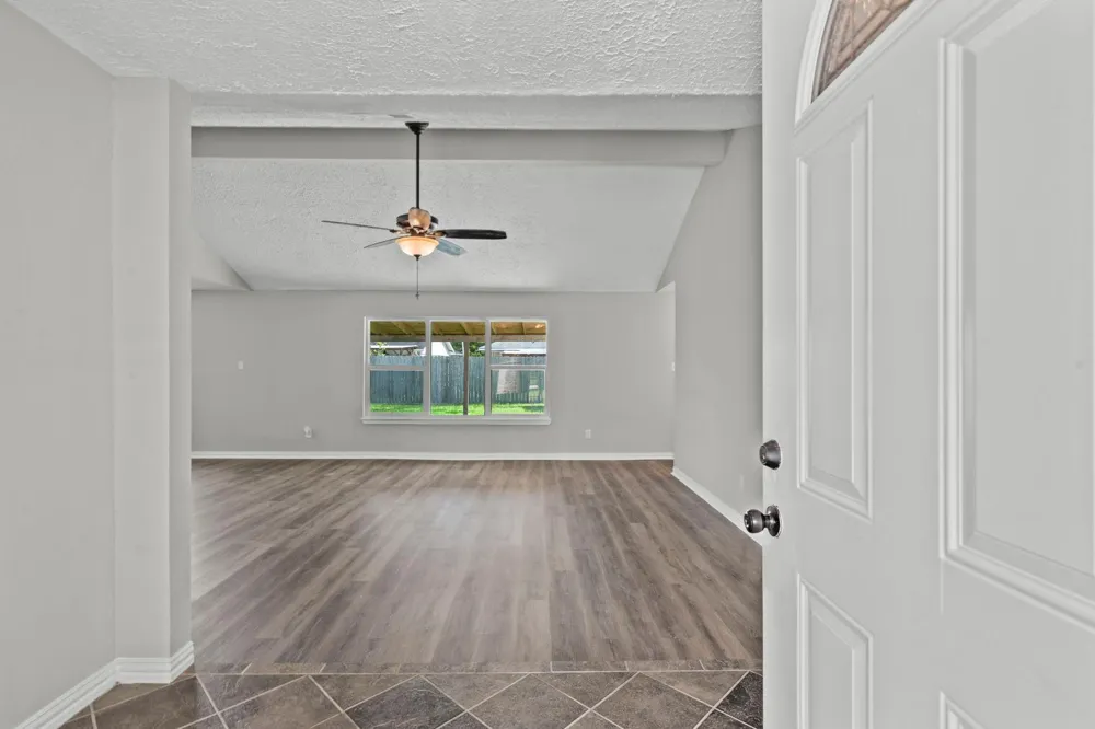 310 Windward Drive League City, TX 77573