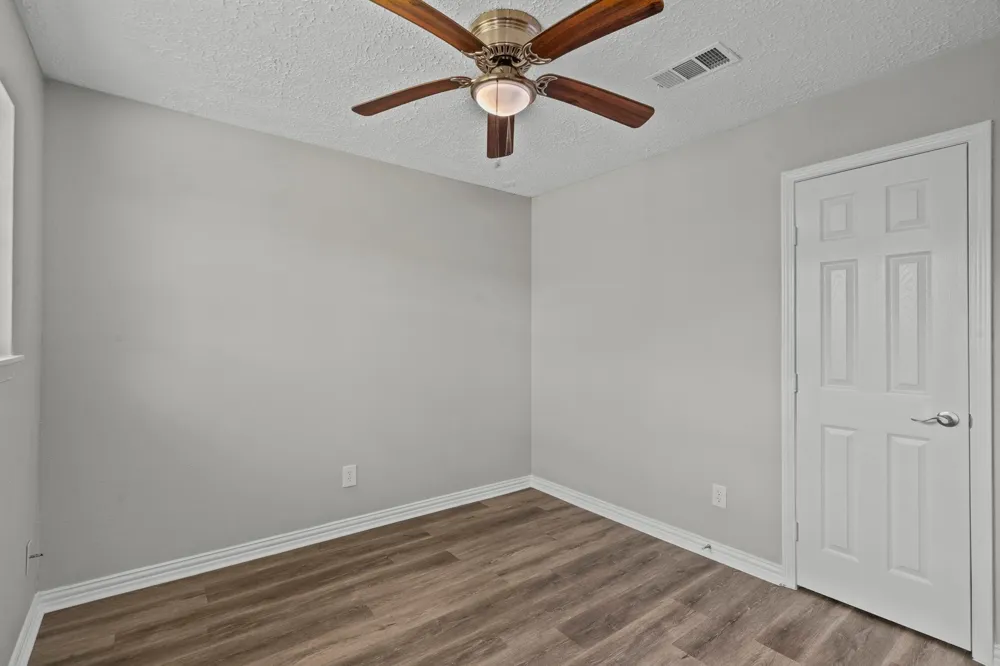 310 Windward Drive League City, TX 77573