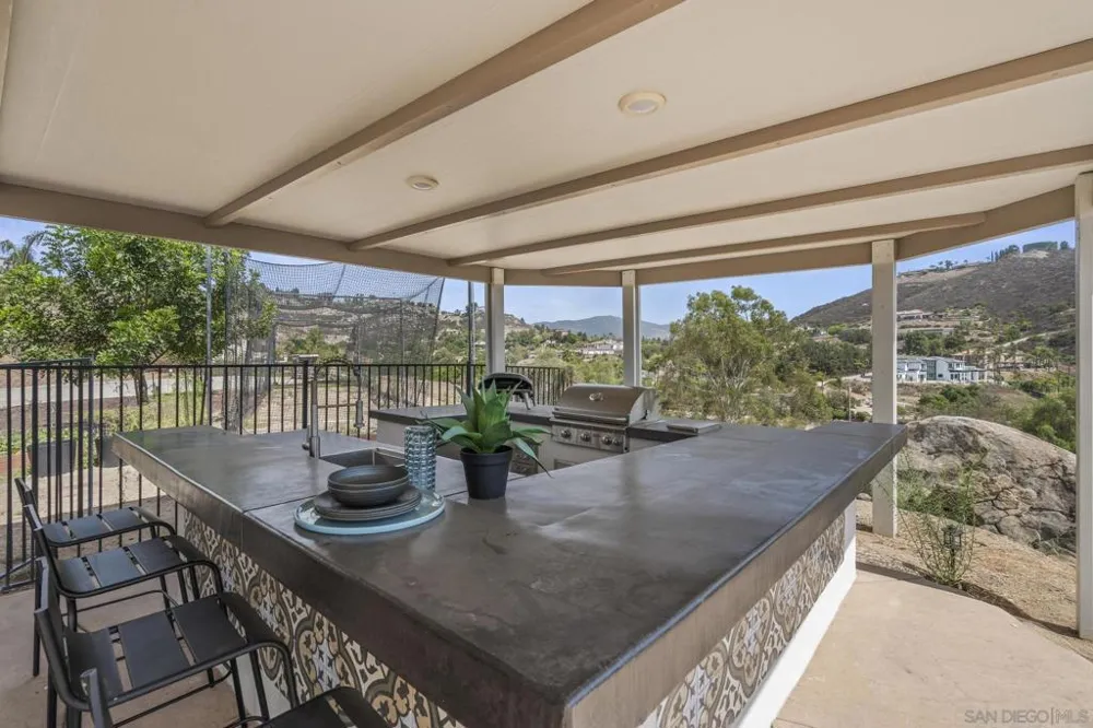 2255 Grace Lamay Terrace El Cajon, CA 92019