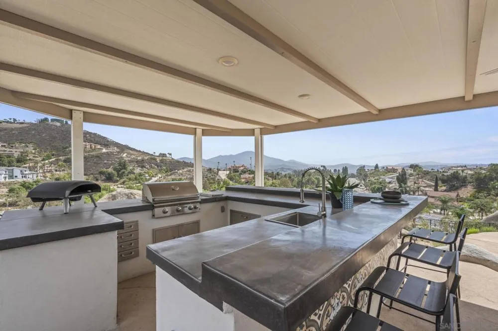 2255 Grace Lamay Terrace El Cajon, CA 92019