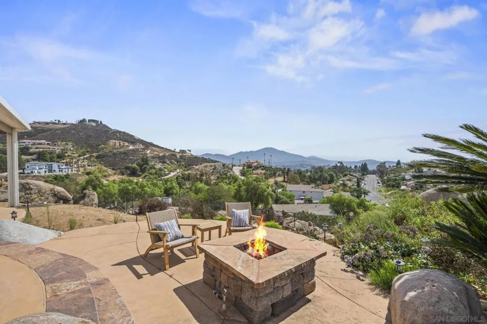 2255 Grace Lamay Terrace El Cajon, CA 92019