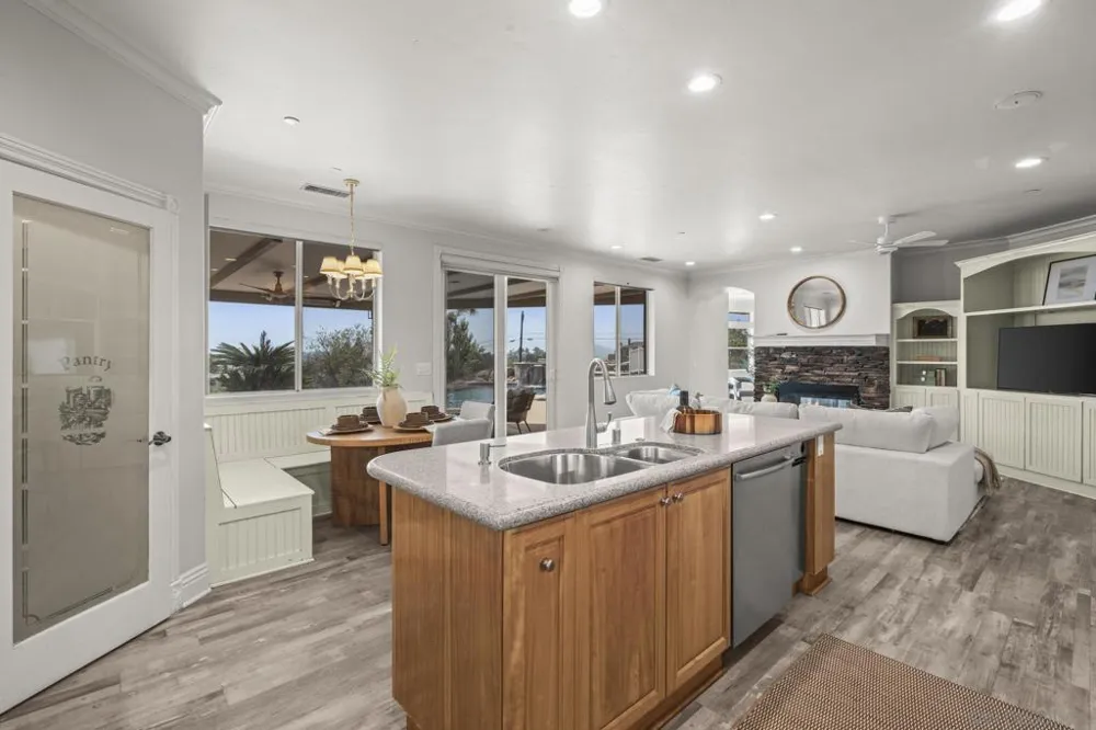 2255 Grace Lamay Terrace El Cajon, CA 92019