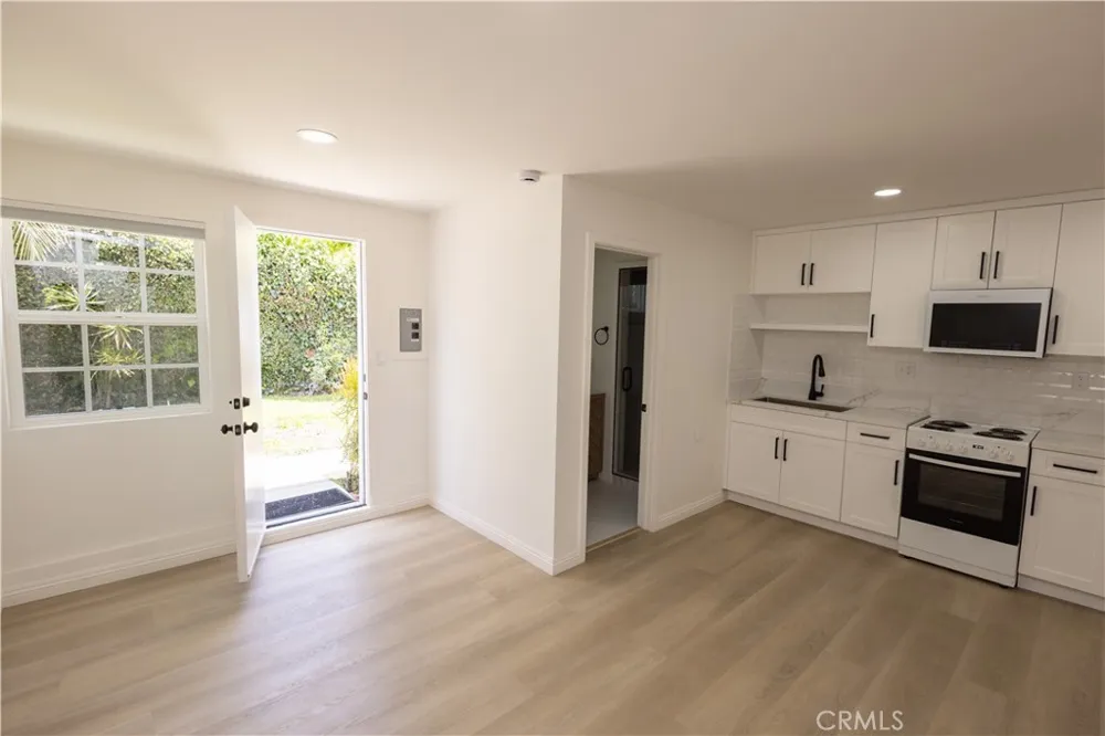 446 S La Peer Drive Beverly Hills, CA 90211