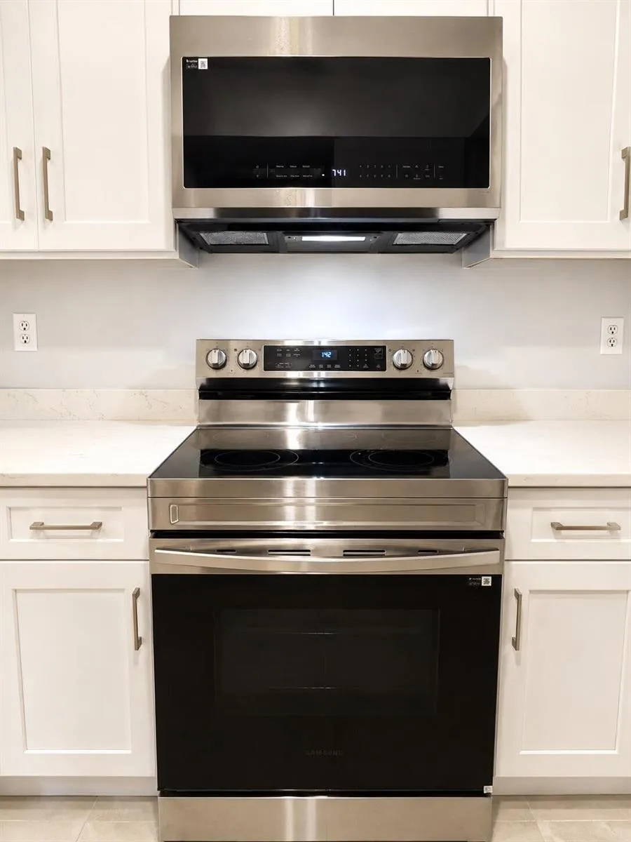 1560 SE ROYAL GREEN CIRCLE #201 Port St. Lucie, FL 34952