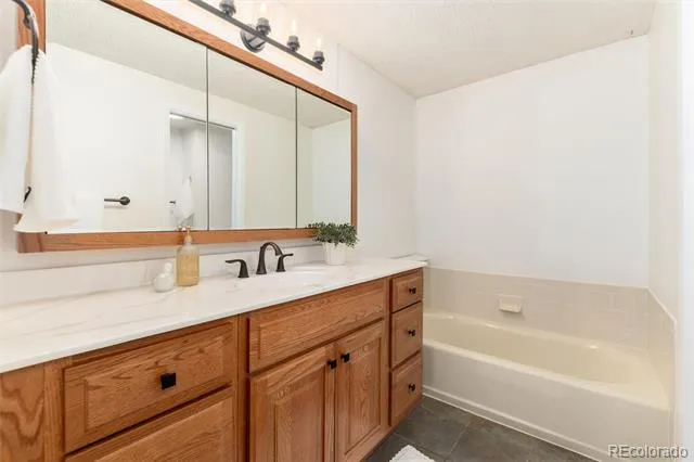 8145 S Syracuse Street Centennial, CO 80112