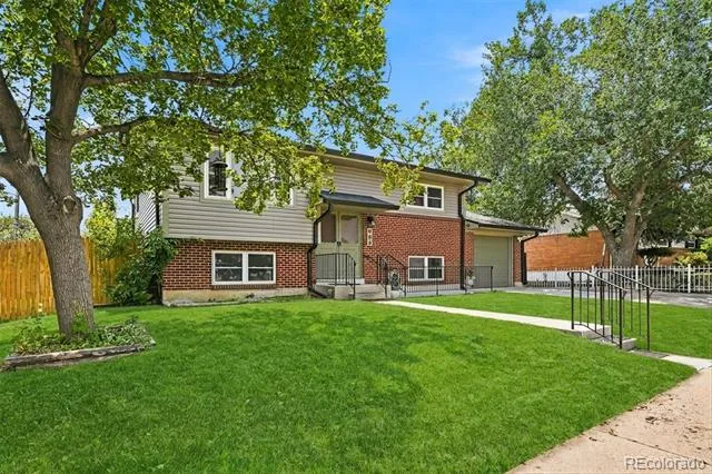 986 E 114th Place Denver, CO 80233