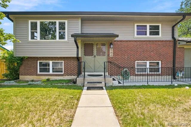 986 E 114th Place Denver, CO 80233