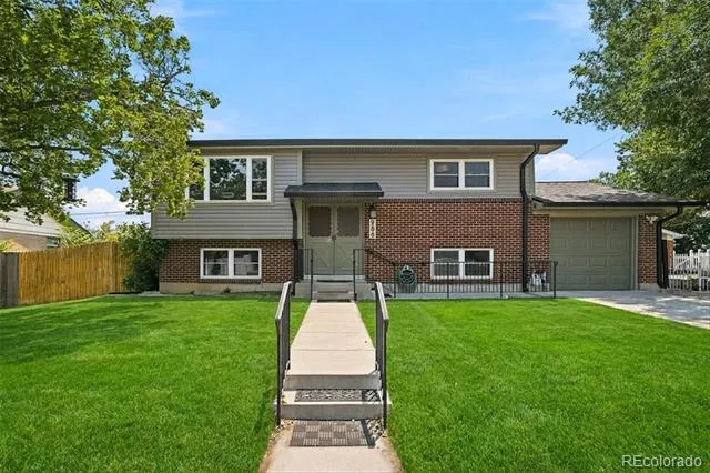 986 E 114th Place Denver, CO 80233