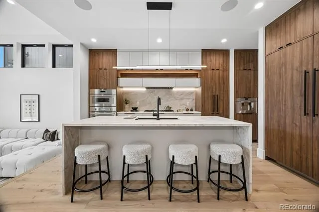 2828 Vallejo Street Denver, CO 80211